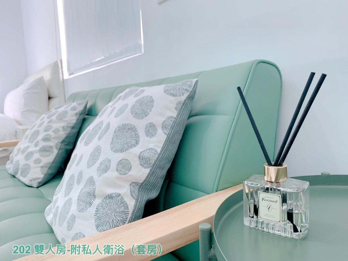 Tt Guesthouse旅人時光民宿 ไถหนาน ภายนอก รูปภาพ